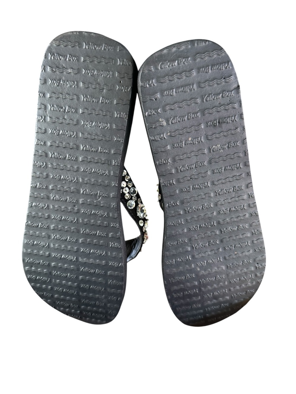 Yellow Box Women’s Black Jeweled Platform Thong Flip Flop Sandals - Picture 7 of 7